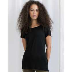 Mantis Women’s Long Length Tee